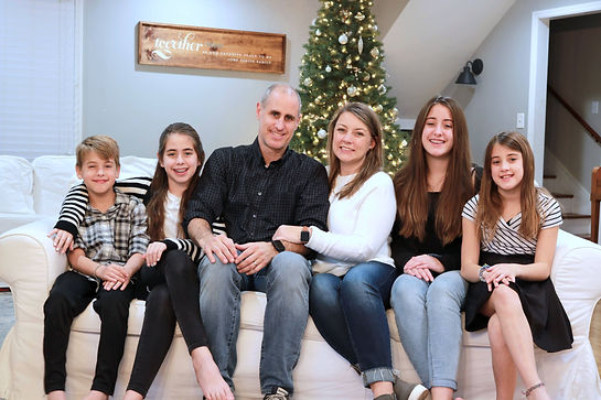 Partin Christmas Picture 2020 to be edit