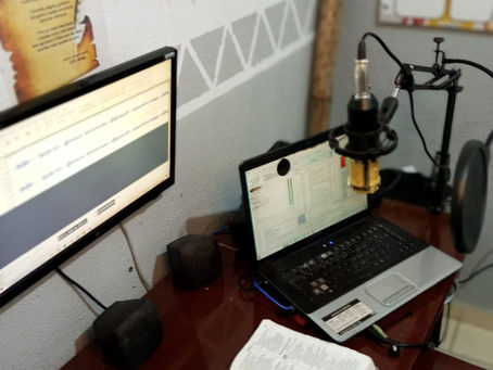 "Reviva suas memórias mais queridas com Músicas Inesquecíveis – onde cada nota conta uma história."