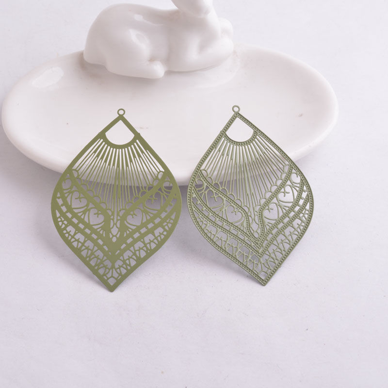 Thumbnail: 2 filigree drop prints - 59 x 39 mm - brass - 8 colors