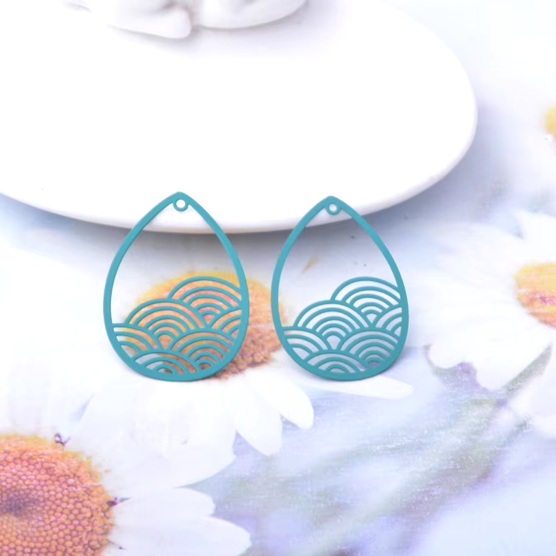 Miniaturbild: 2 estampes gouttes nuage - 35 x 26 mm - 10 coloris - laiton