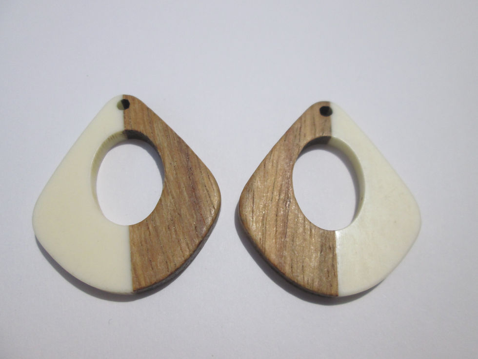 Miniatura: 2 pendentifs gouttes ajourées -  bois et résine - 33 x 28 mm - 15 coloris