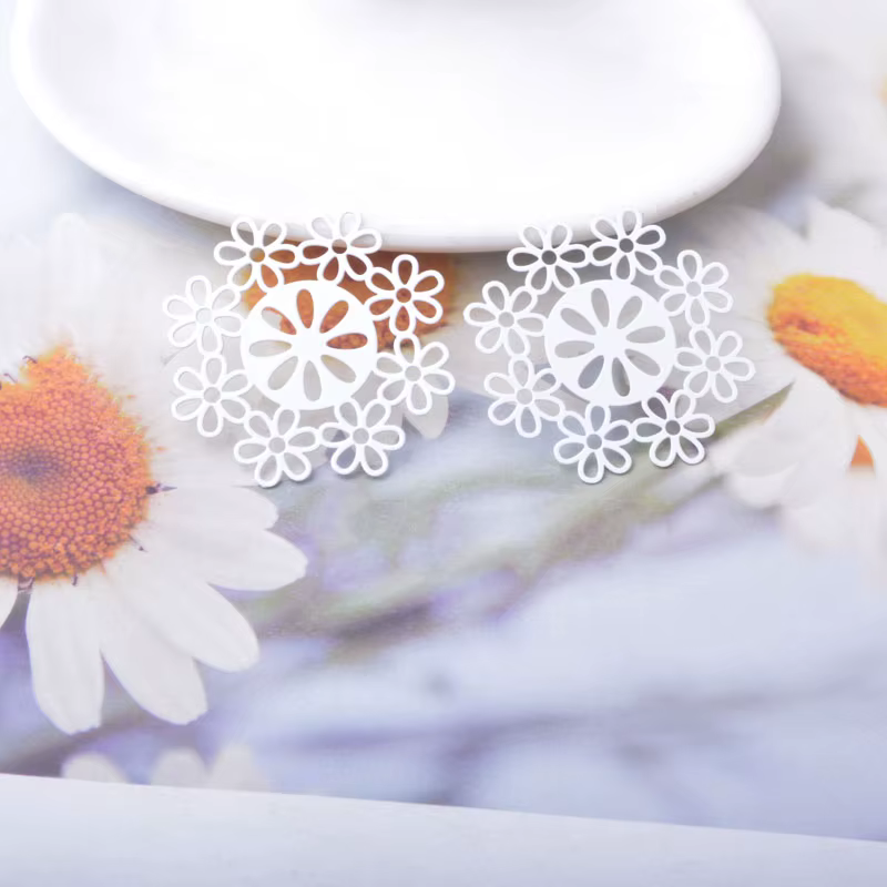 Miniature : 2 estampes fleurs - 40 x 40 mm - 10 coloris - laiton