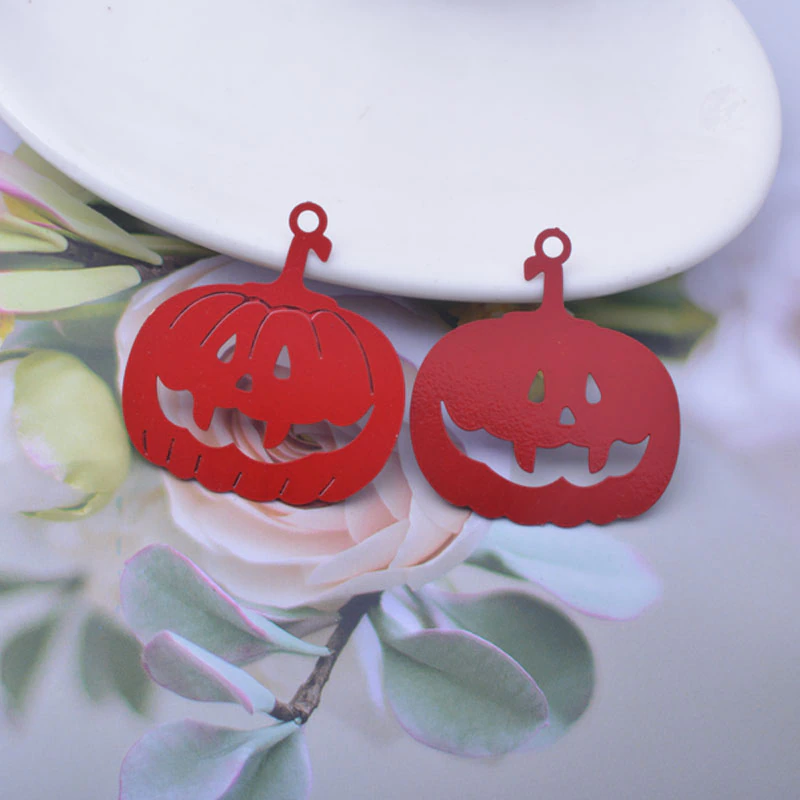Miniature : 2 estampes citrouille d' Halloween - 36 x 33 mm - 10 coloris - laiton