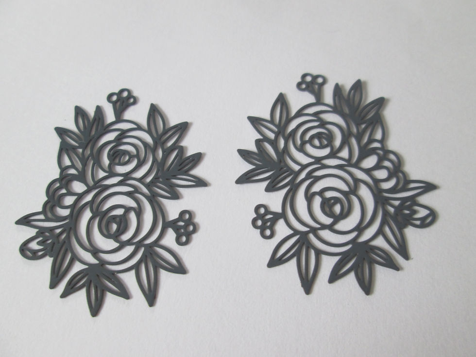 Thumbnail: 2 flower prints - 40 x 31 mm - brass - 9 colors at