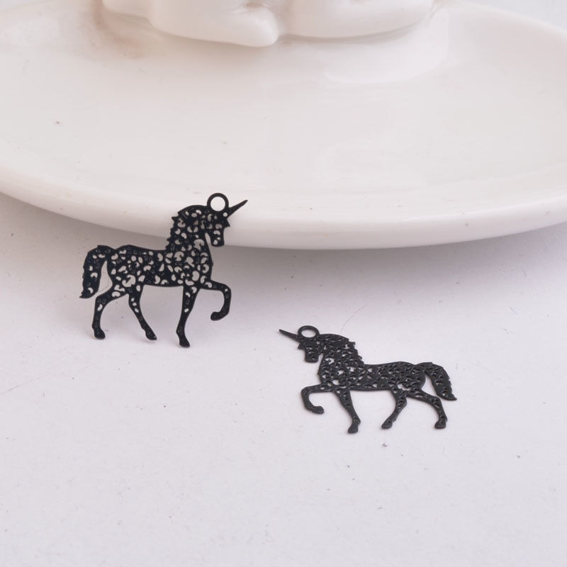 Thumbnail: 2 unicorn prints - 27 x 20 mm - brass - 10 colors