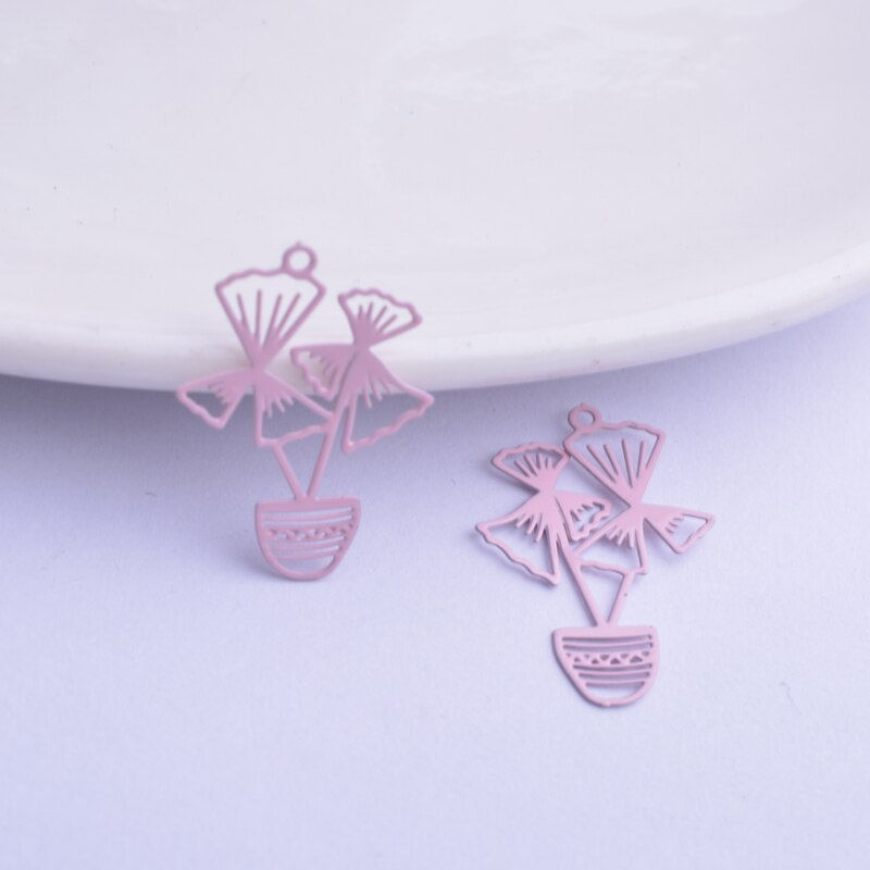 Miniatura: 4 estampes fleurs - pot  de trèfle  - 23 x 12 mm - laiton - 10 coloris au c