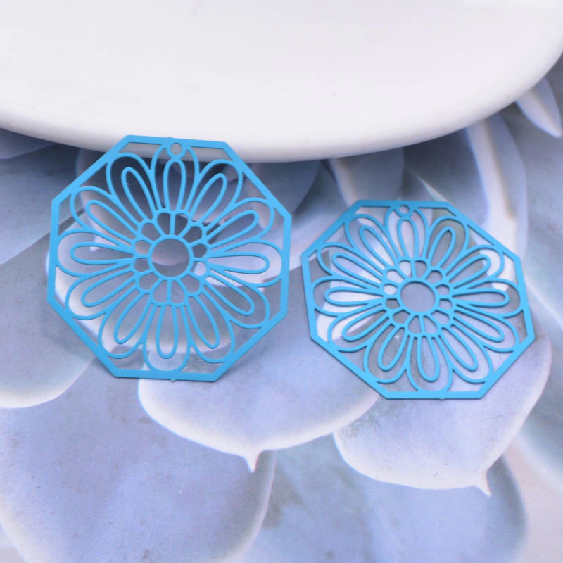 Miniature : 2 estampes fleurs  - 30 x 30 mm -  laiton -  12 coloris