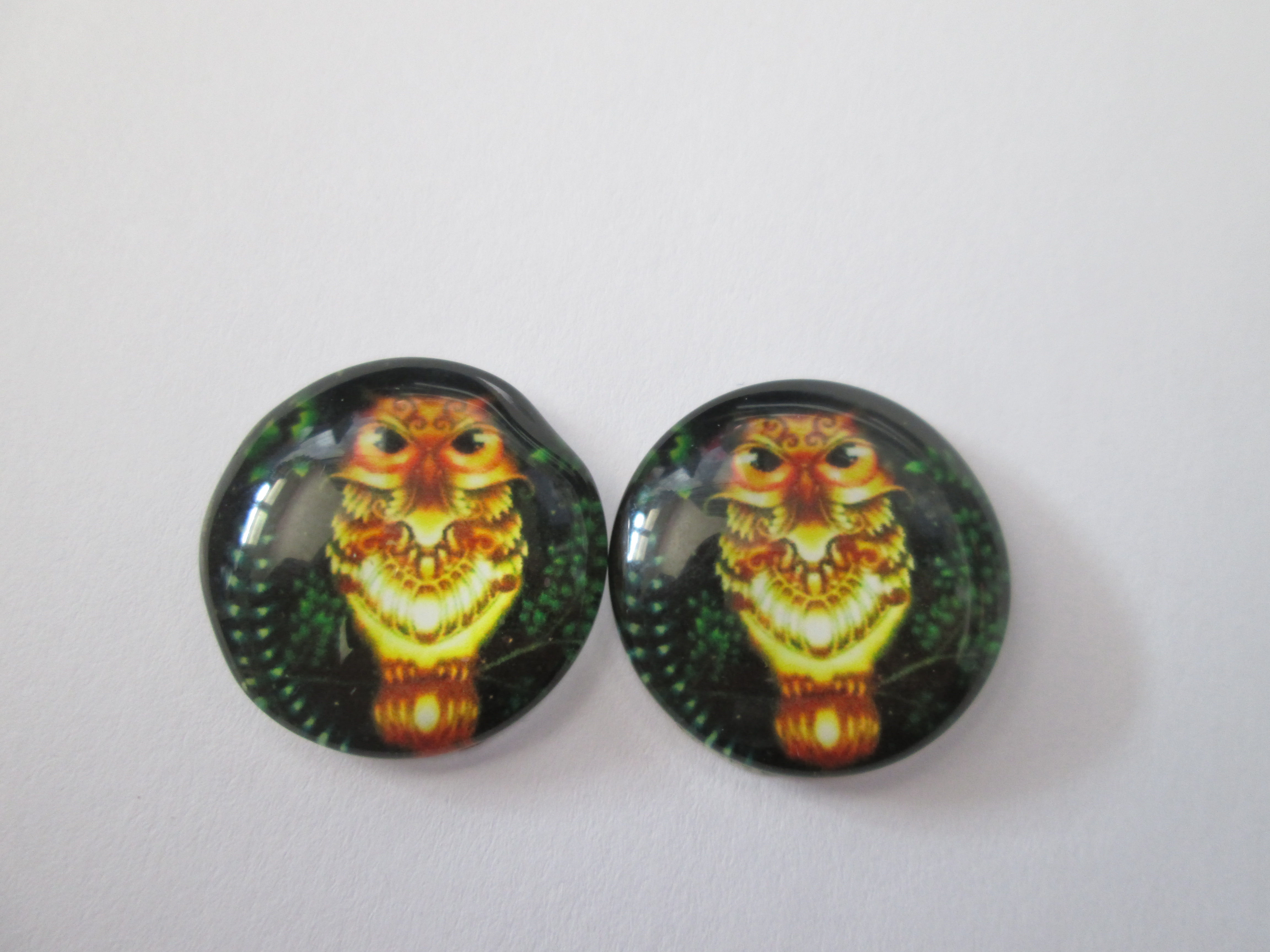 20 mm - 2 round owl cabochons - printed glass