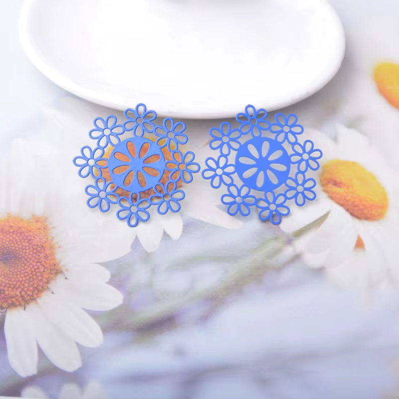 Miniature : 2 estampes fleurs - 40 x 40 mm - 10 coloris - laiton