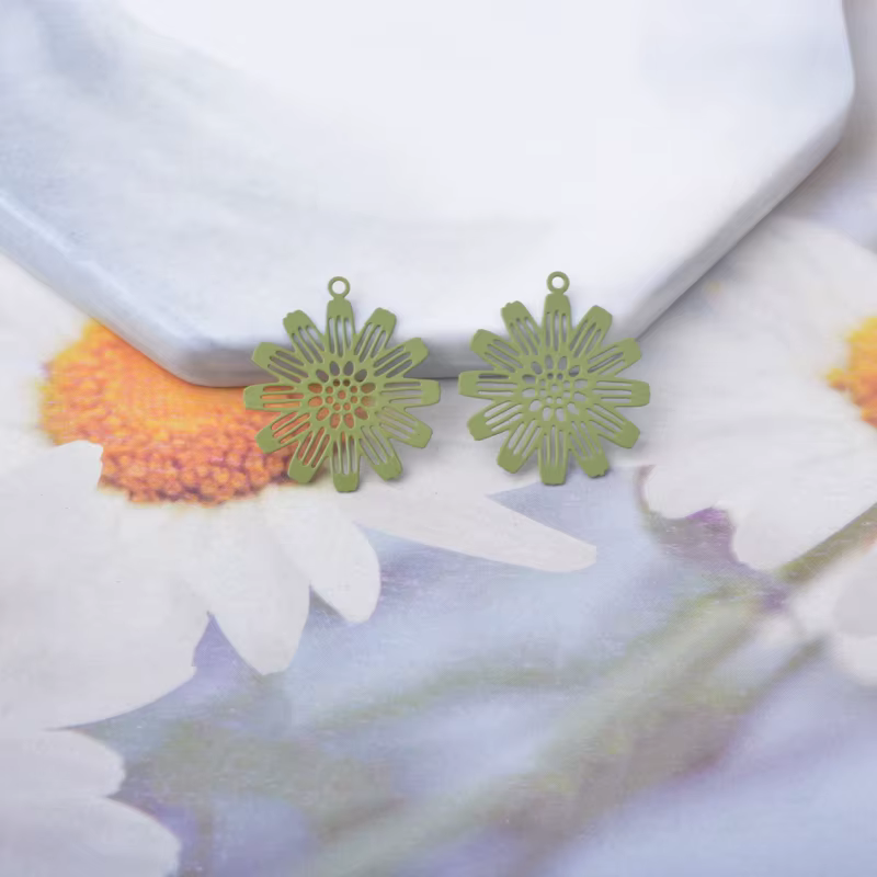 Miniatura: 2 estampes fleurs filigranes - 19 x 17 mm - 10 coloris - laiton