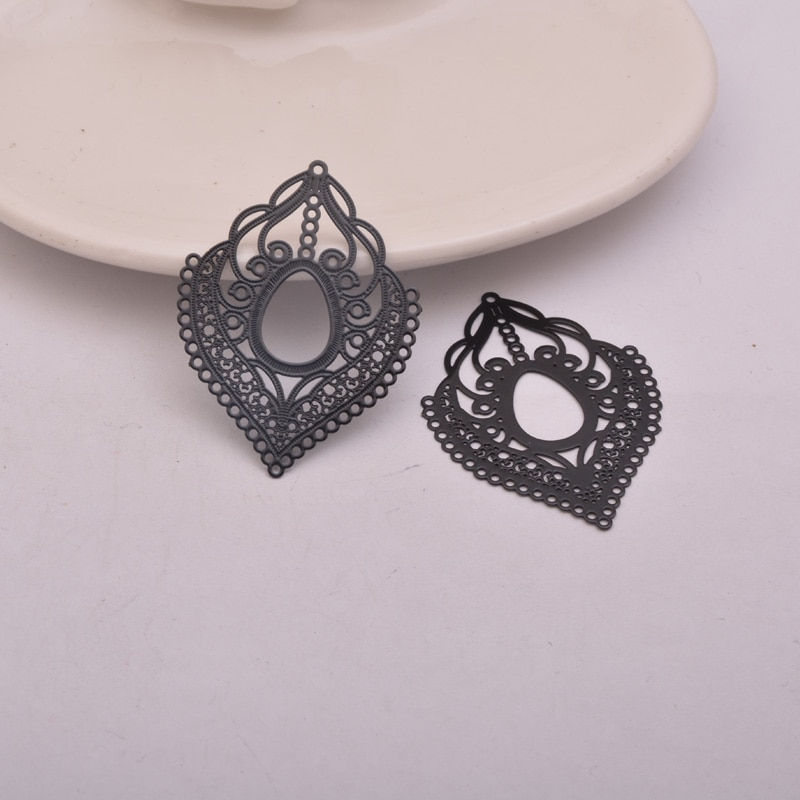 Miniaturbild: 2 estampes gouttes - 40 x 30  mm - laiton - 10 coloris au choix