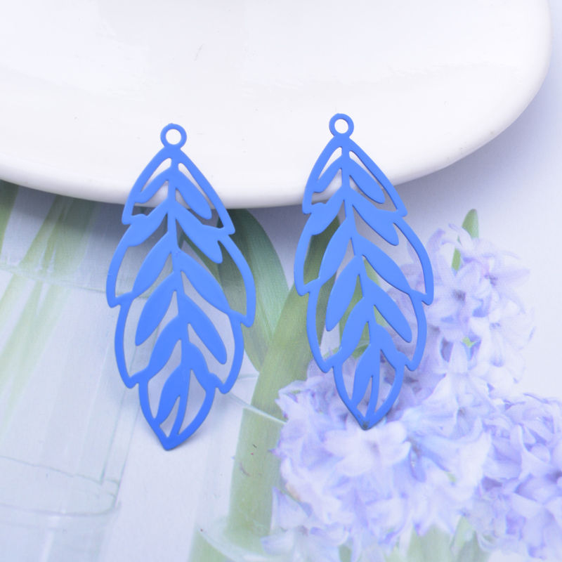 Thumbnail: 2 estampes feuilles - 43 x 20 mm - 11 coloris - laiton