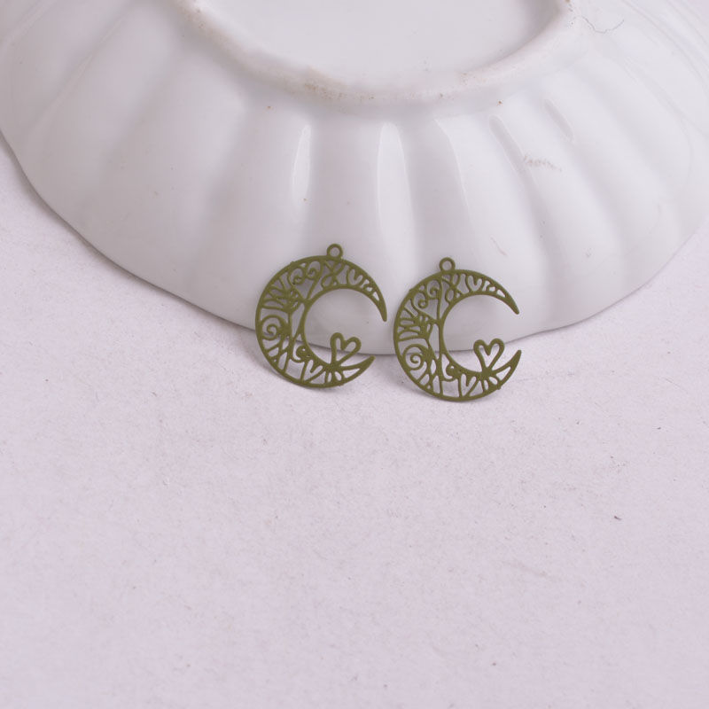 Miniature : 4 estampes croissant de lune et coeur  - 16 x 14 mm - 9 coloris - laiton