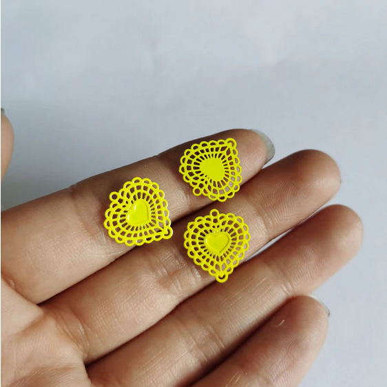 Miniatura: 4 estampes coeur - 15 x 14 mm - 12 coloris - laiton