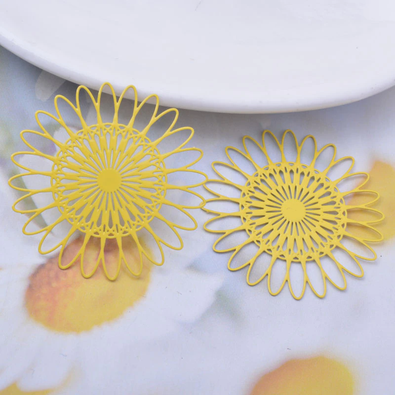 Miniatura: 2 estampes fleurs de tournesol -  38 mm -  laiton -  10 coloris