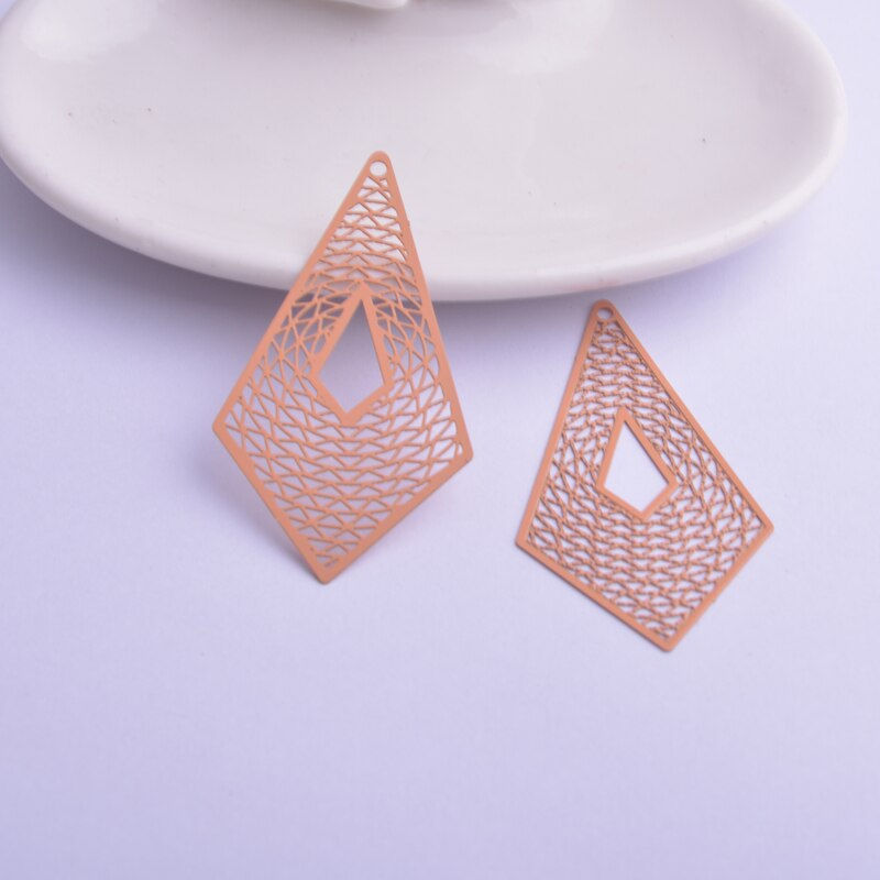 Miniature : 2 estampes filigranes cerf volant - en laiton  - 54 x 30 mm - 10 coloris