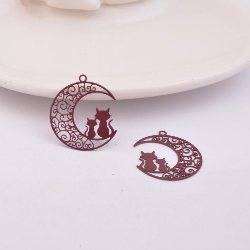 Thumbnail: 2 cat prints - 25 x 21 mm - brass - 10 colors to choose from