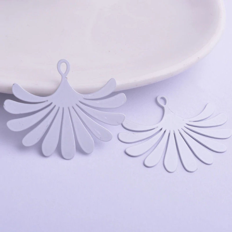 Miniature : 2 estampes feuilles éventail 35 x 29 mm - laiton peint - 13 coloris