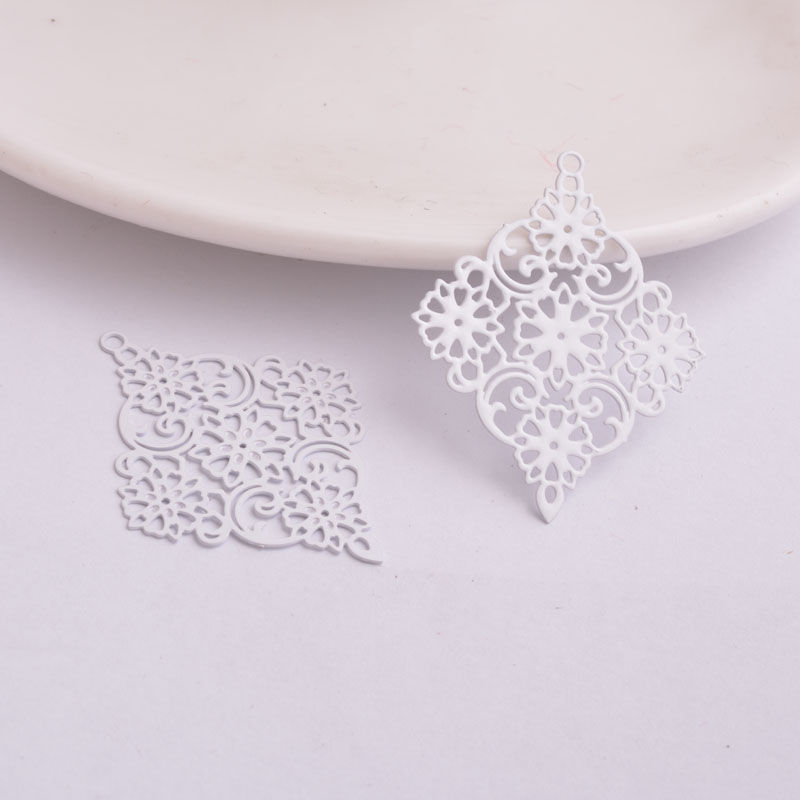 Thumbnail: 2 diamond flower prints - 39 x 30 mm - brass - 10 colors to choose from