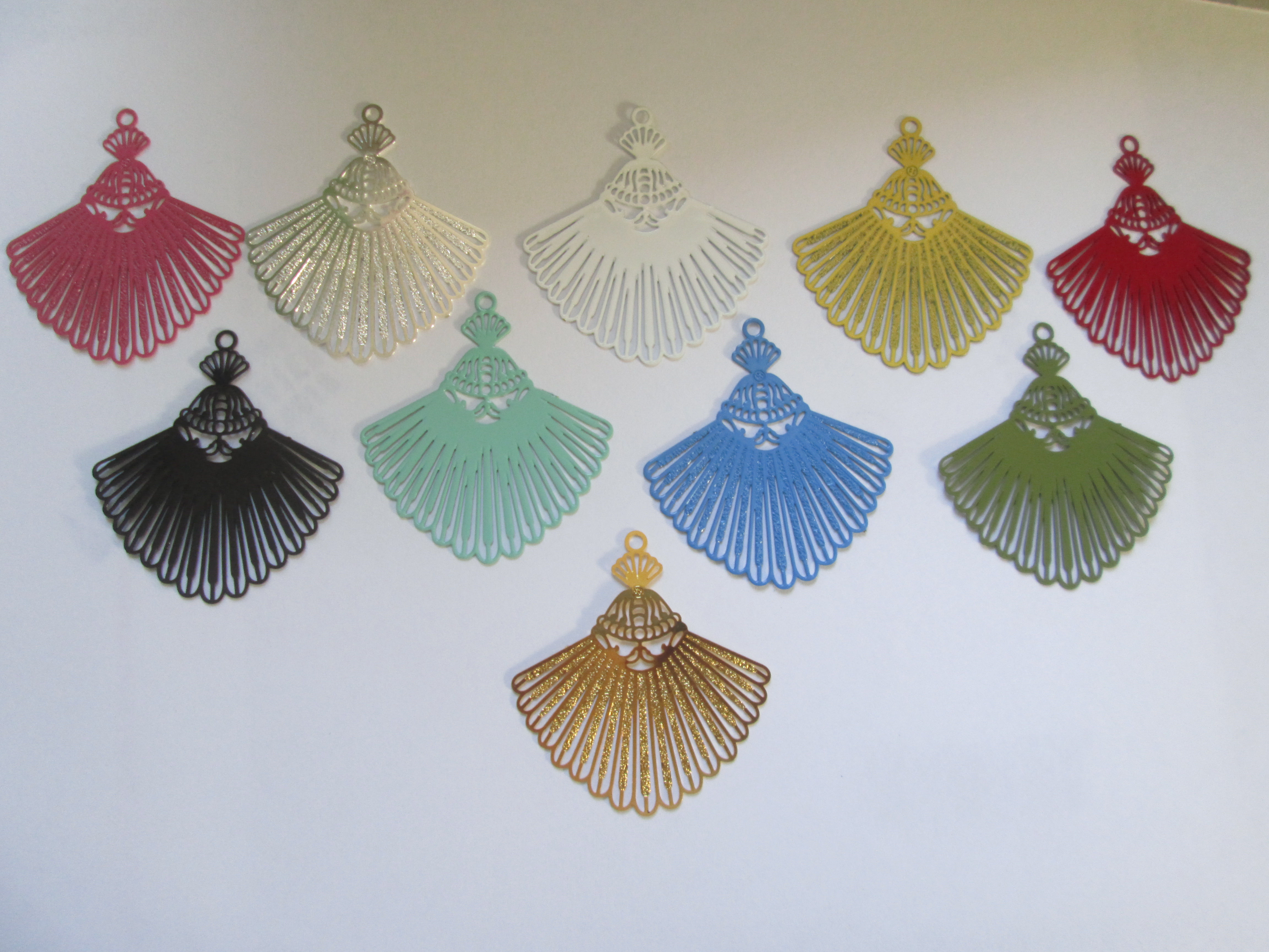 2 estampes pompon - 37 x 34 mm - 10 coloris - laiton