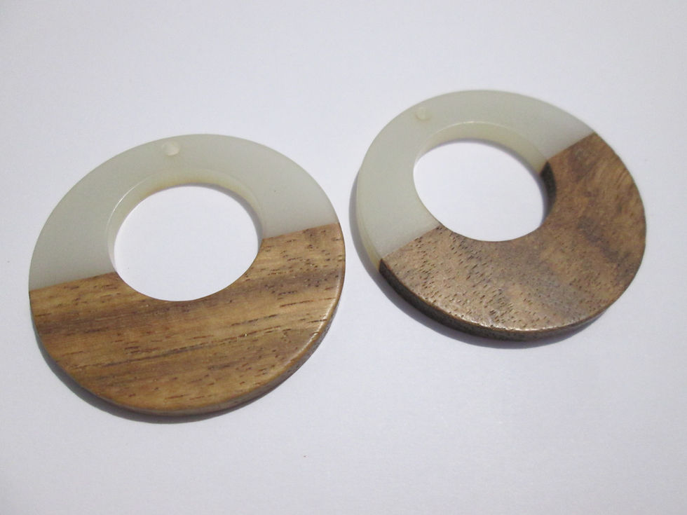Miniatura: 2 pendentifs créoles -  bois et résine - 38 mm - 11 coloris