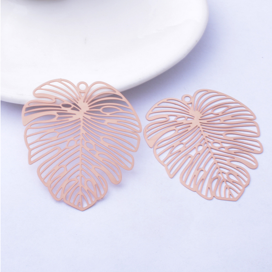 Thumbnail: 2 leaf prints - 50 x 44 mm - 12 colors - brass