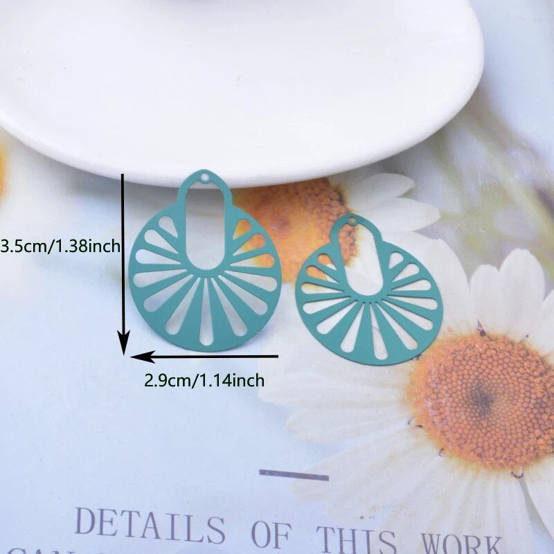 Miniature : 2 estampes rondes filigranes - 35 x 29 mm - laiton - 10 coloris