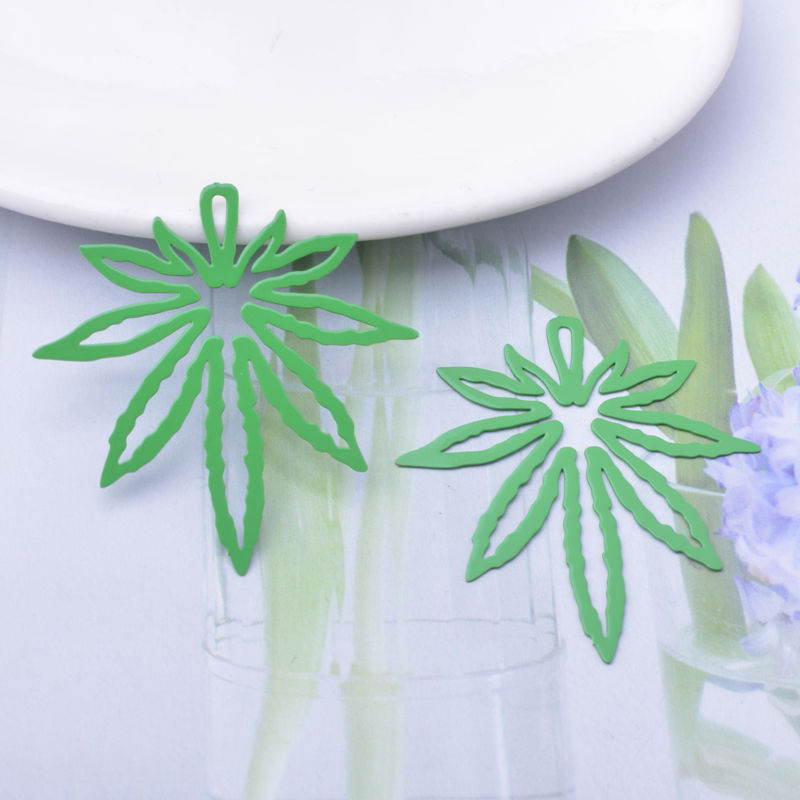 Thumbnail: 2 hemp leaf prints - 41 x 40 mm - 10 colors - brass