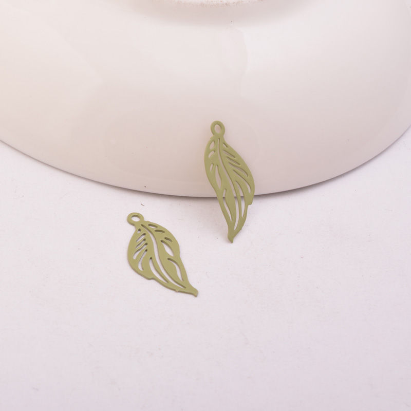 Miniatura: 4 estampes feuilles - 21 x 10 mm - laiton peint - 9 coloris