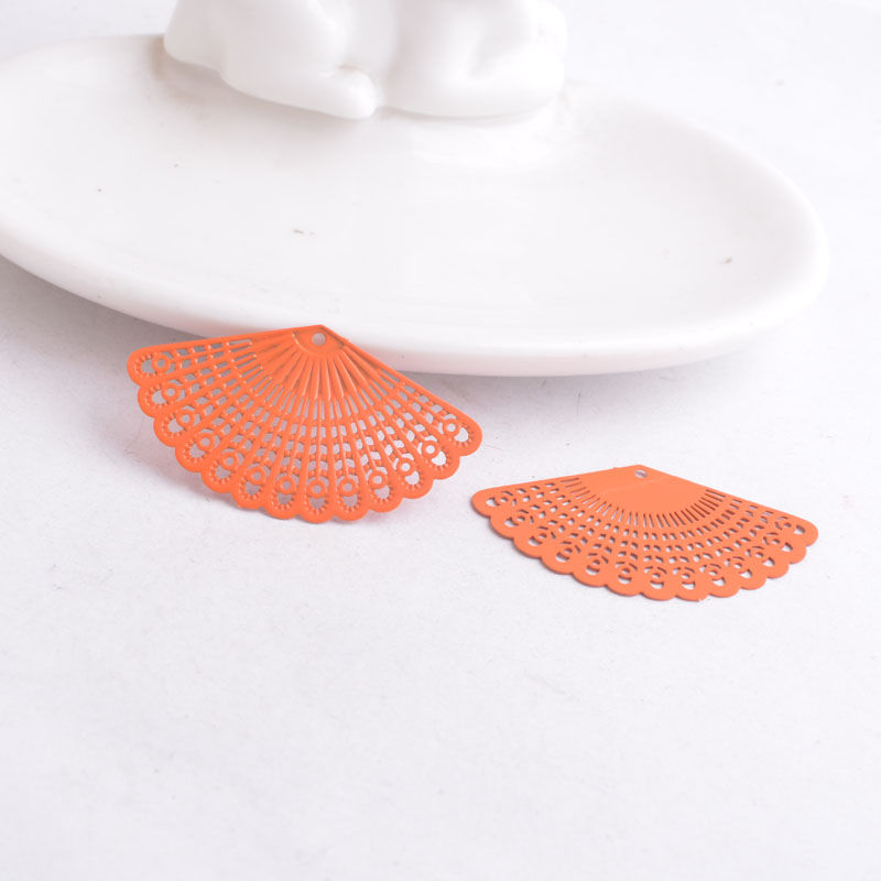 Miniatura: 2 estampes éventail - 39 x 22 mm  - laiton peint -  13 coloris