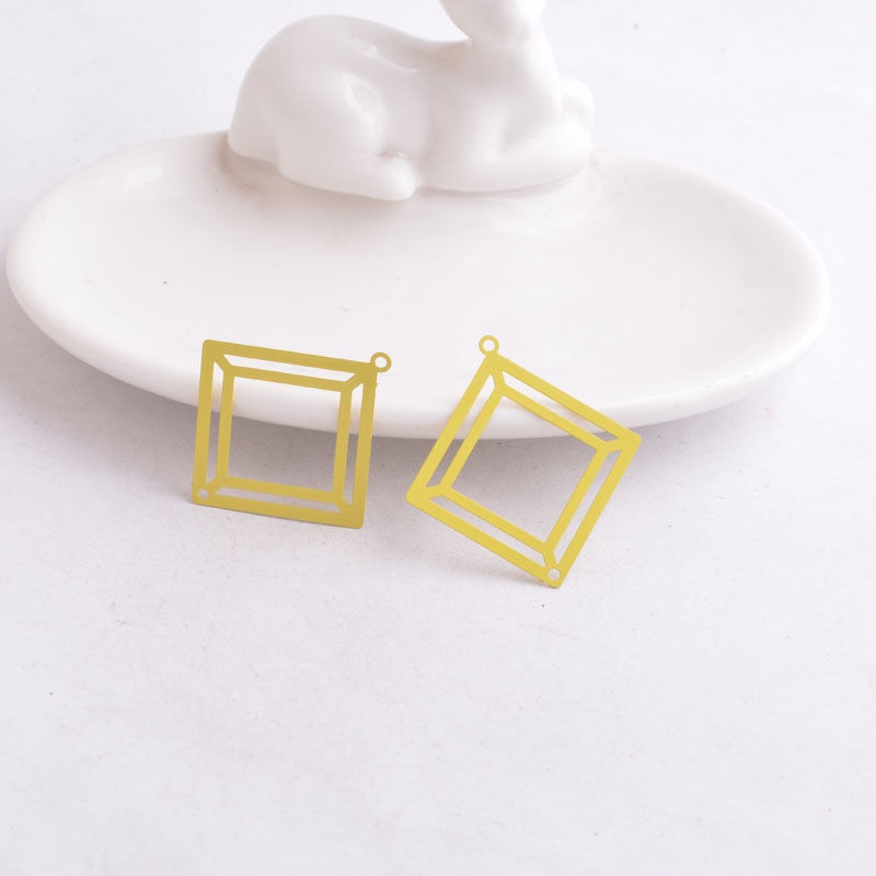 Miniaturbild: 2 estampes losanges   - 32 x 30 mm - laiton - 12 coloris au choix