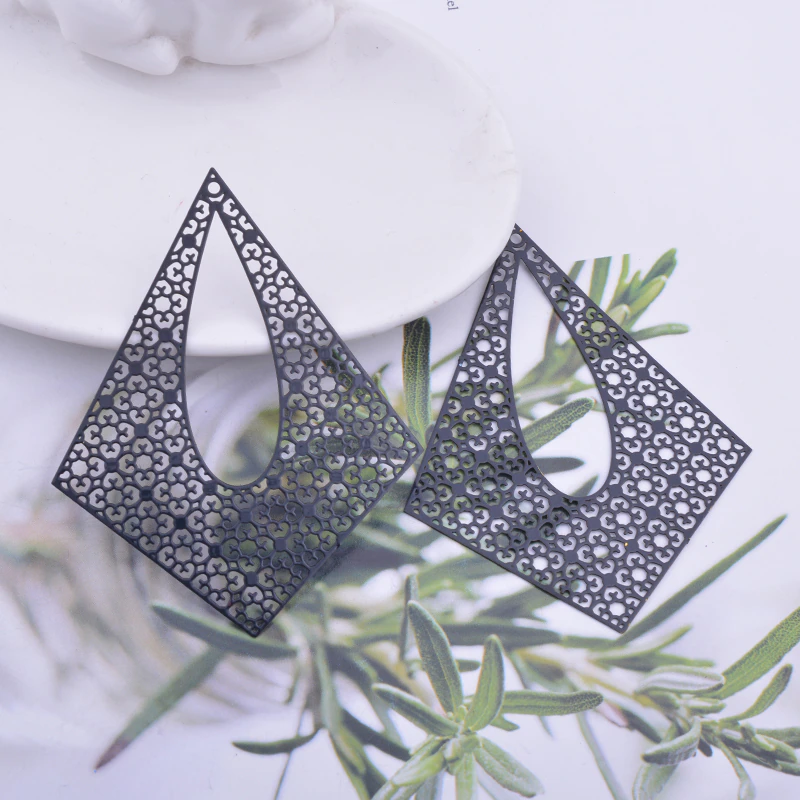 Thumbnail: 2 diamond prints - 71 x 55 mm - painted brass - 10 colors to choose from