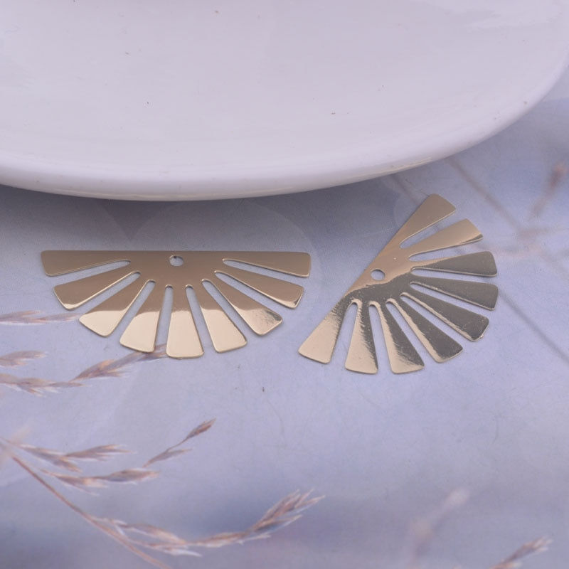 Thumbnail: 2 fan prints - 35 x 18 mm - painted brass - 10 colors