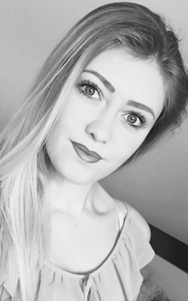VIOLETTA LAUT