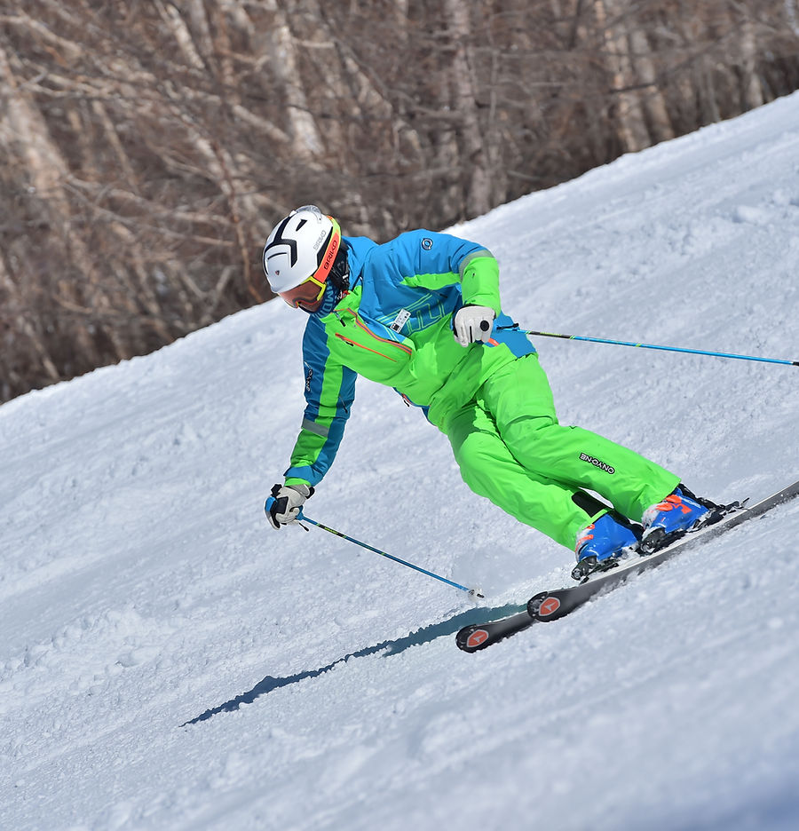 About Us | 石川プロスキースクール | 山ノ内町