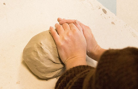 atelier céramique Paris Ménilmontant 2h30 découverte du modelage artisanal