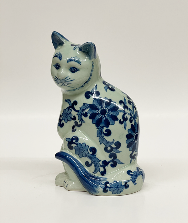 Thumbnail: Sweet Blue and White Porcelain Cat