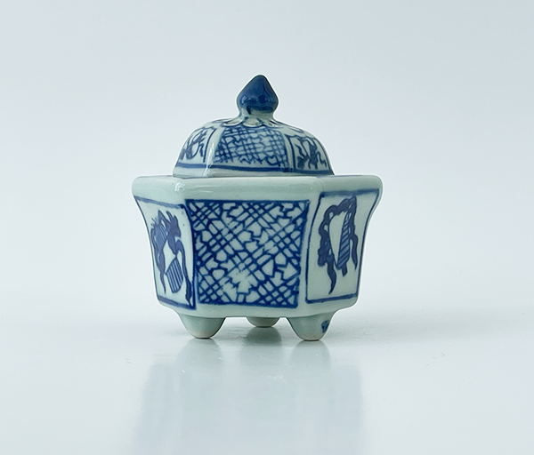 Thumbnail: Porcelain Incense Burner