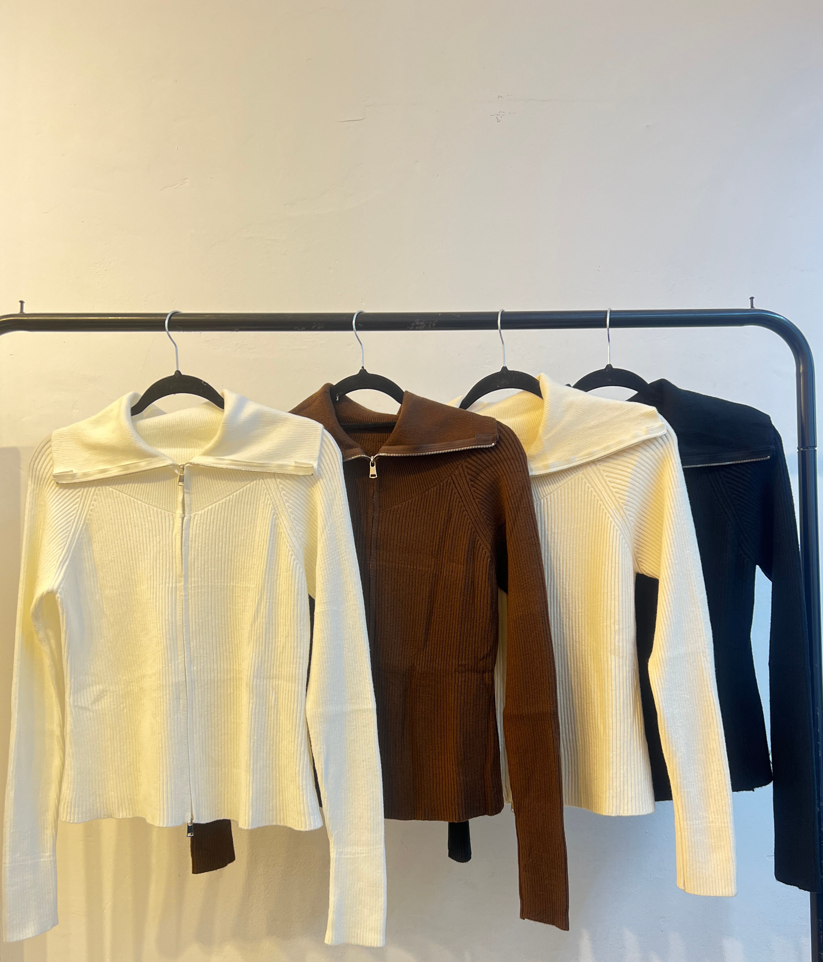 H240 - Campera c/doble cierre