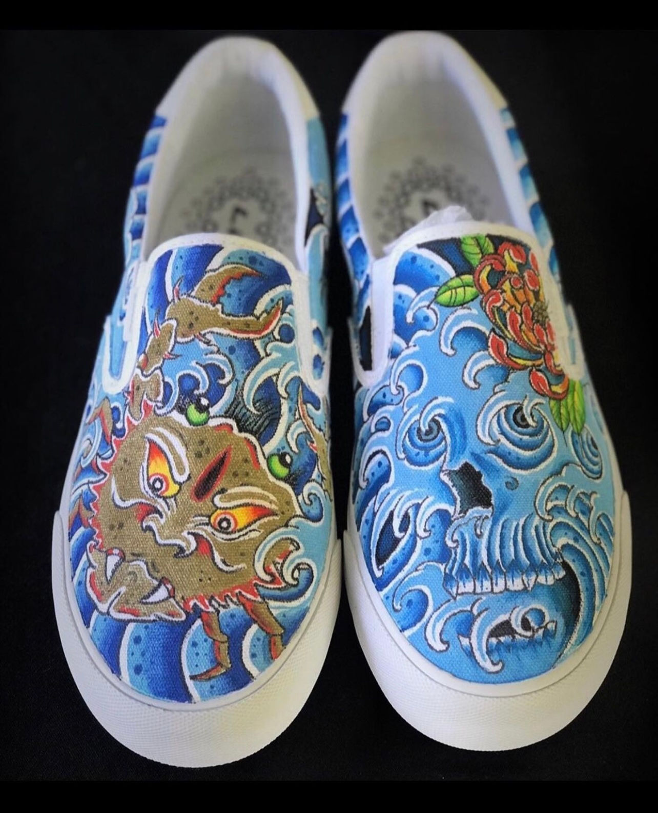 Heikegani Crab and Wave Skull