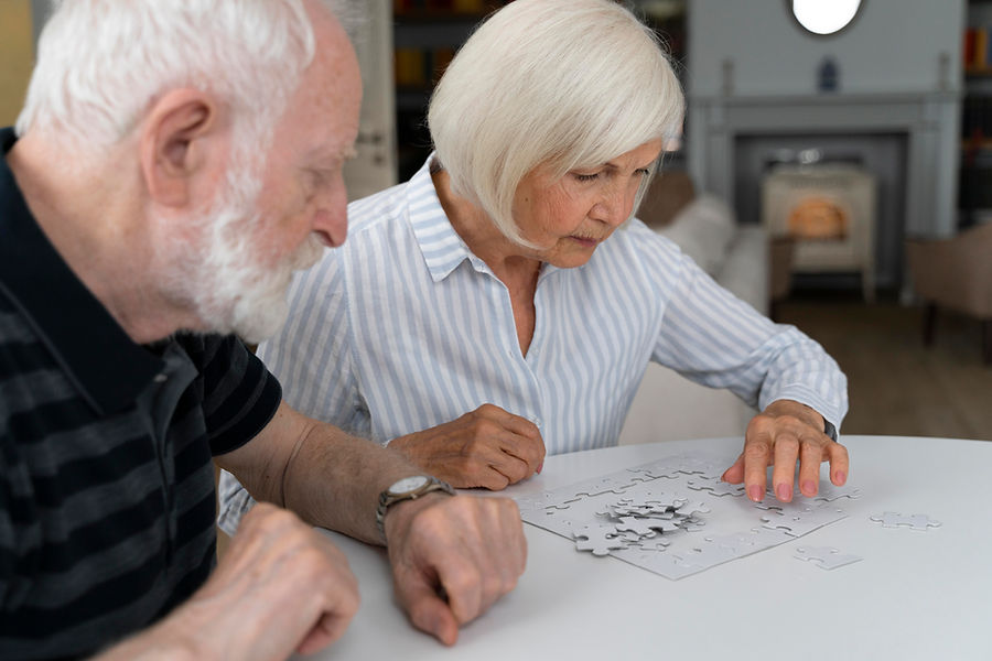 senior-people-confronting-alzheimer-disease.jpg