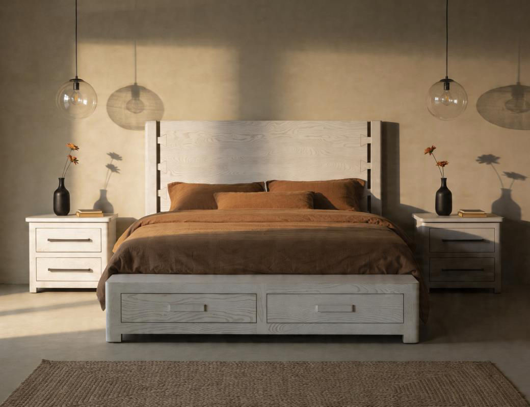 White timberline Bedroom Collection