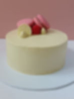 Six inches cake:Raspberry & White Chocolate, Lemon & Poppy Seeds, Mocha, Nutella & Strawberries, Biscoff, Bueno, Banana