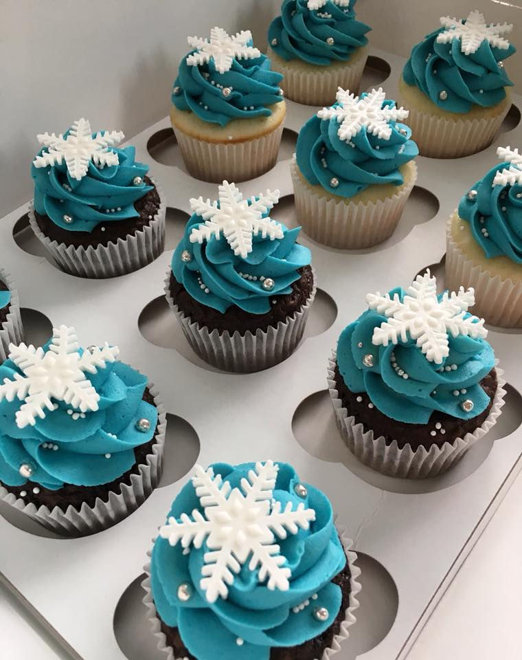 Snowflake Cupcakes