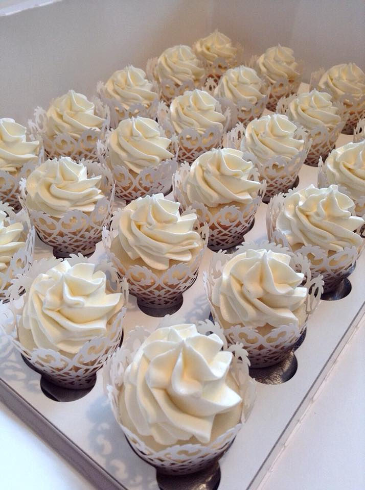 Mini Swirl Cupcake with Lace Wrapper