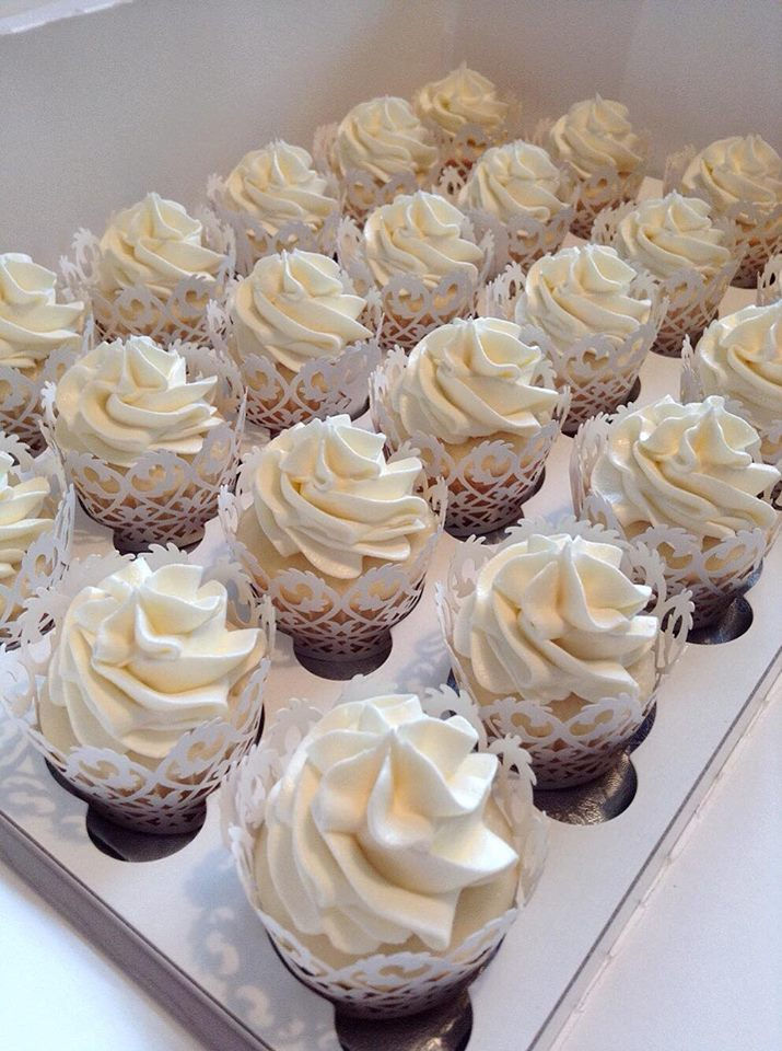 Mini Swirl Cupcakes with Wrappers