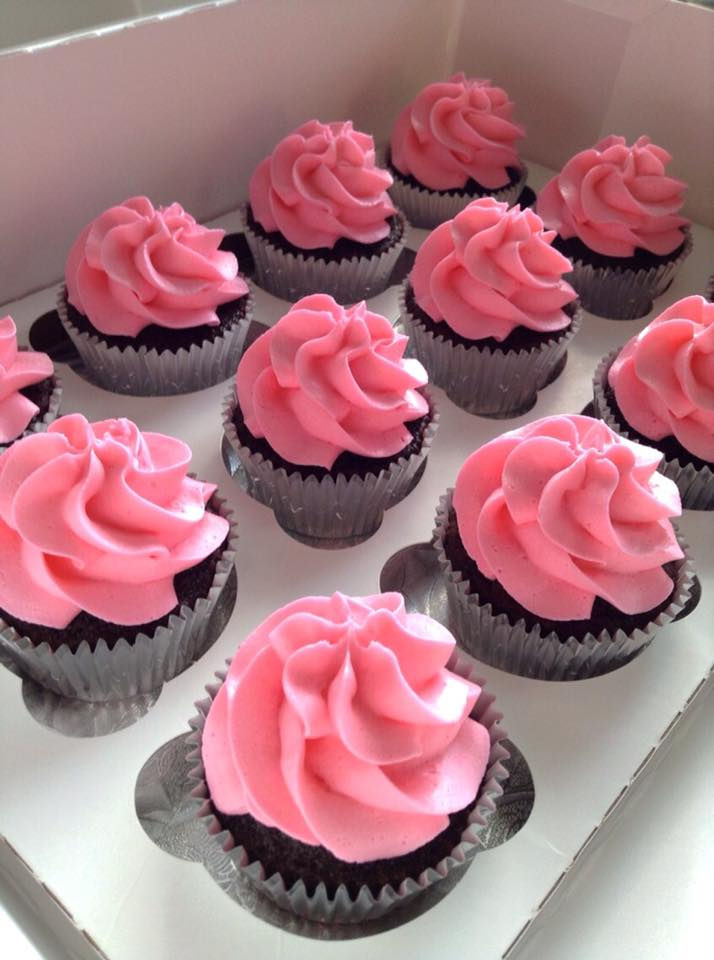 Pink & Silver Swirl Cupcakes