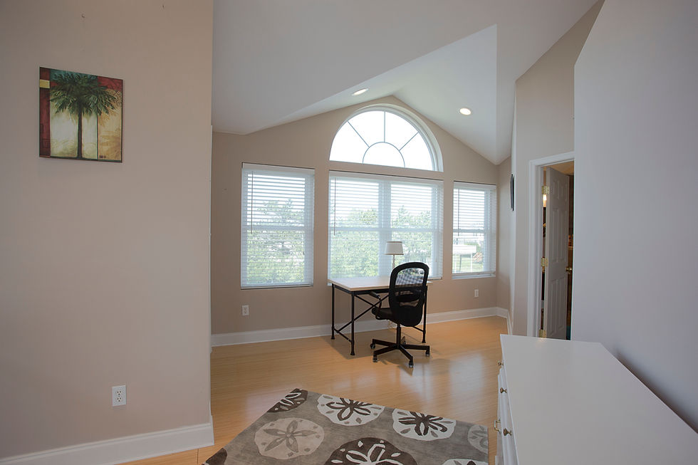 Private Desk Area