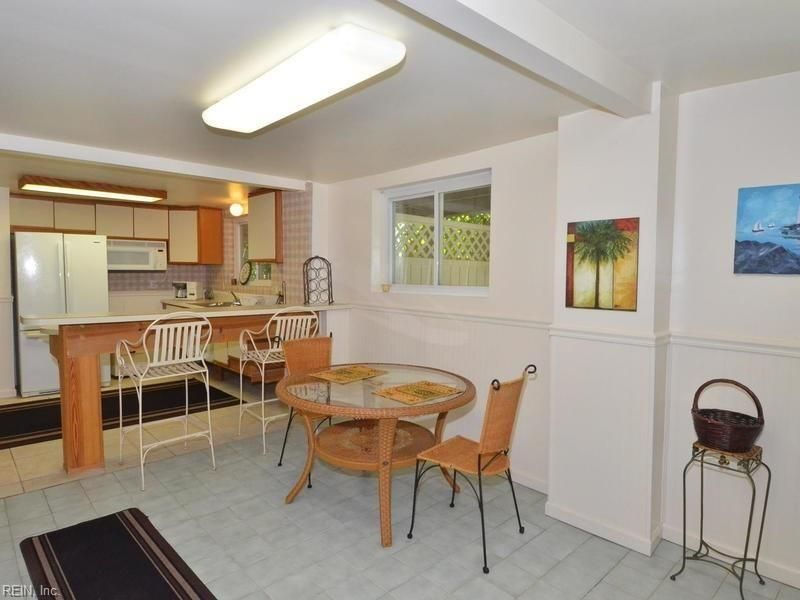 Mini Kitchen and Table