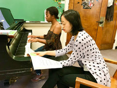 First-Year Student Erica Calhoun Wins Steinway Society Scholarship